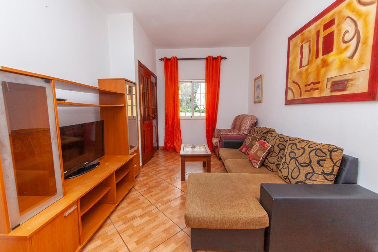 B83 - Alleway Gem In Lagos Ngoại thất bức ảnh